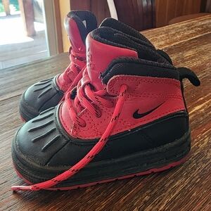 Nike ACG Woodside Boot